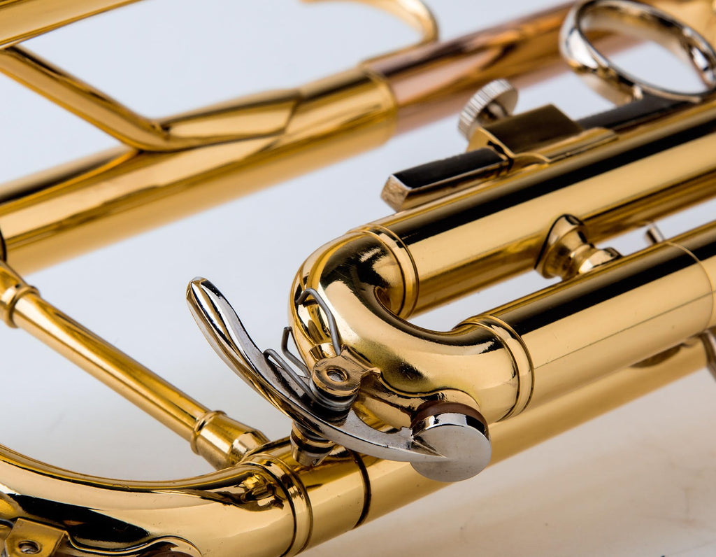 Bb Trumpet with Carrying Case & Gloves L188952